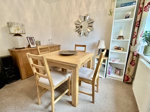 Dining Room- click for photo gallery